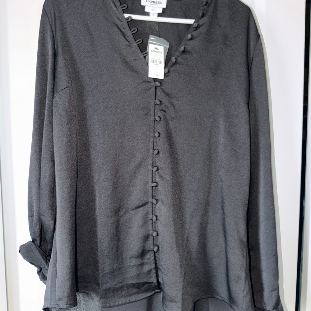Express Portofino Slim Black Button-Down Blouse NWT size Large